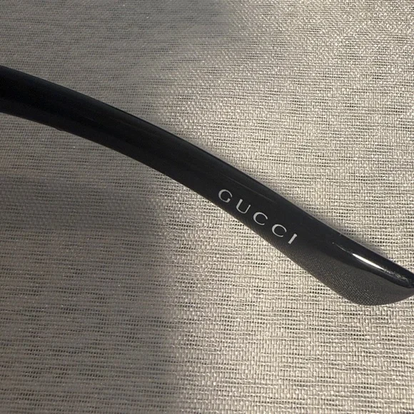 Authentic Gucci Sunglasses with Case - Picture 3 of 5